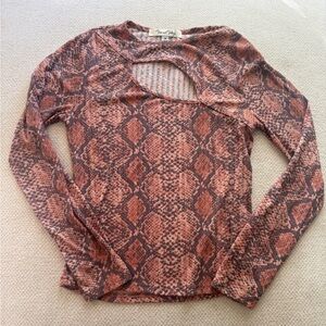 Vine & Valley Snake Print Cutout Top